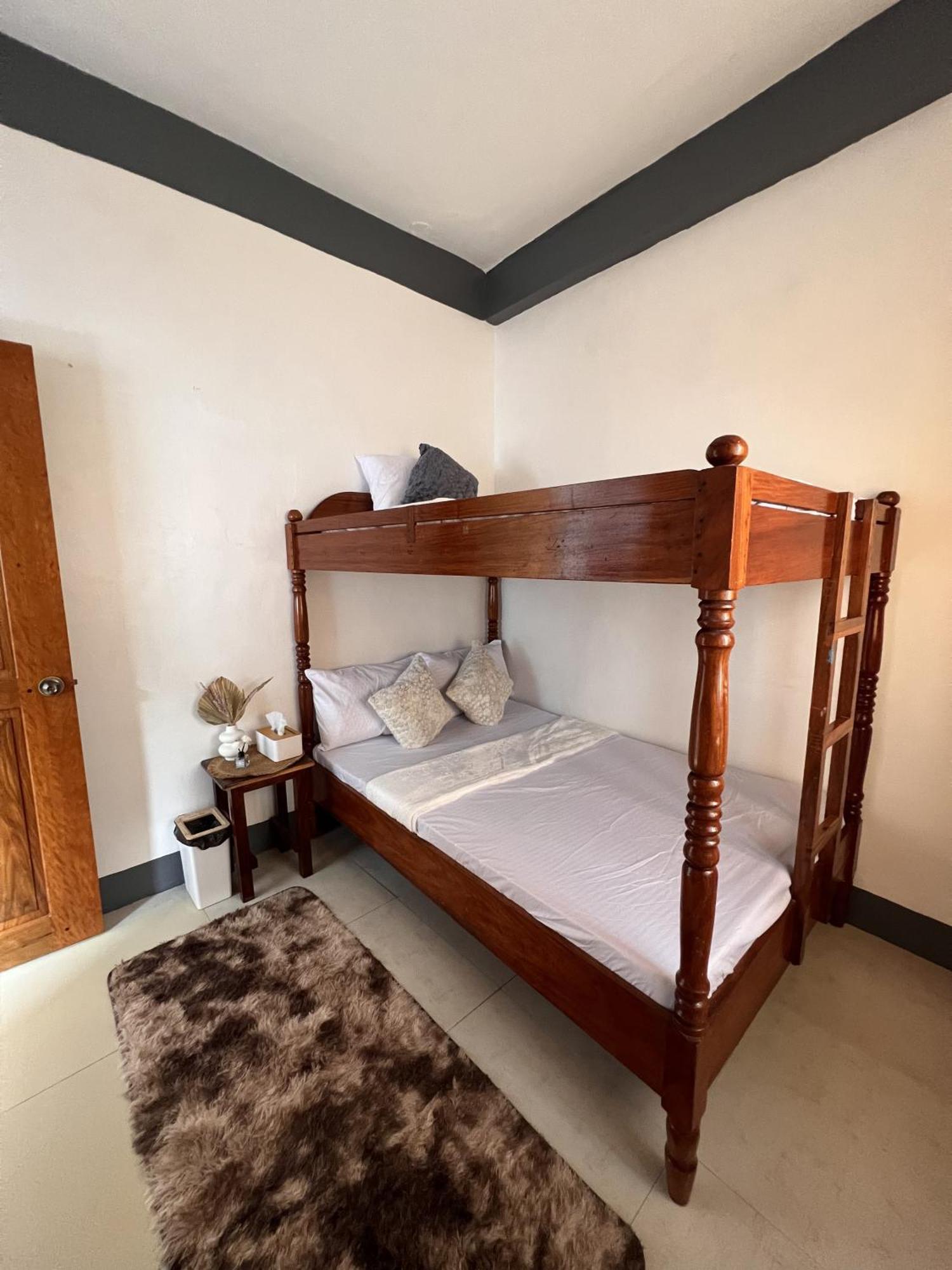 Eighty8 Tourist Inn Coron Dış mekan fotoğraf